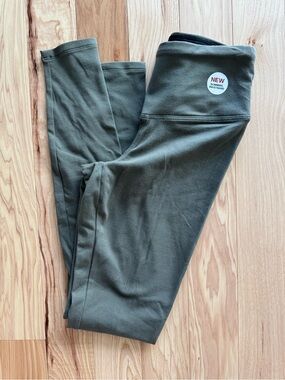 NWT Express Cotton Olive Green High-Rise Yoga Pants Leggings